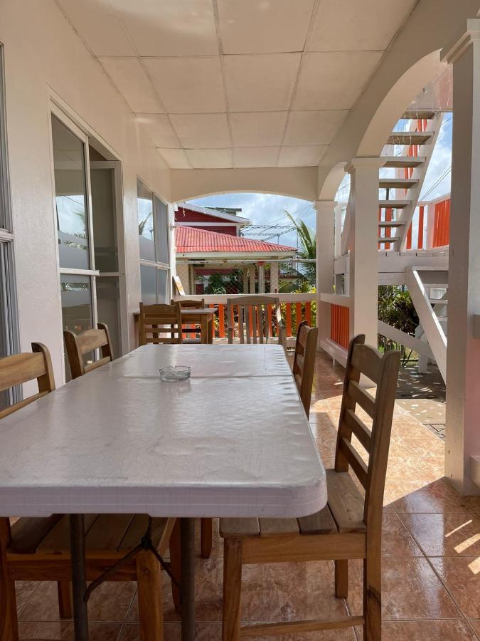 Christina'S Guest House Official Little Corn Adası Dış mekan fotoğraf