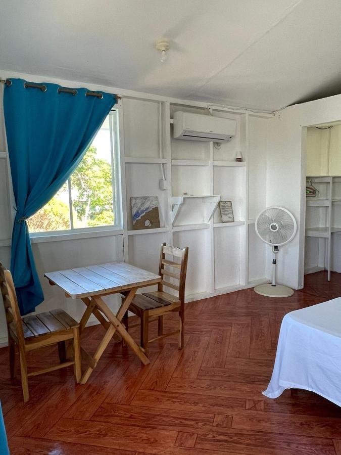 Christina'S Guest House Official Little Corn Adası Dış mekan fotoğraf
